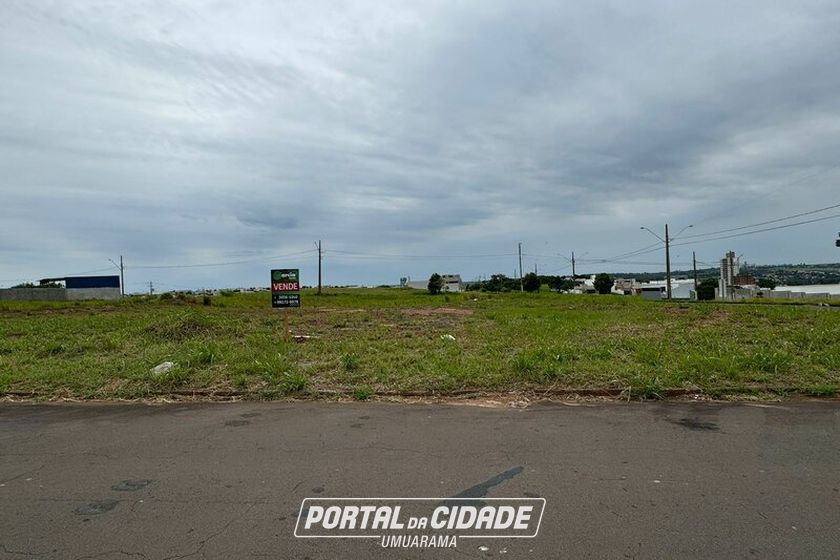 Terreno &agrave; venda - 828m&sup2; - PARQUE INTERLAGOS