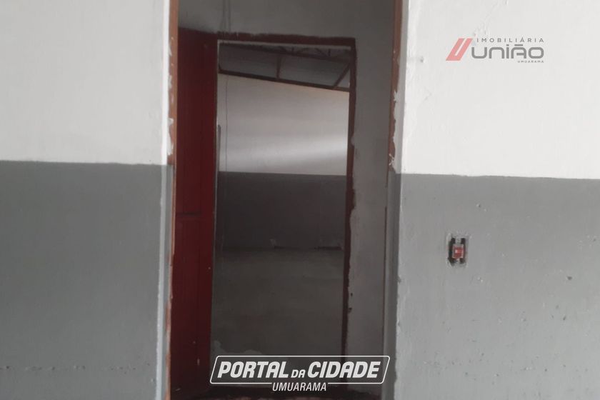 Sal&atilde;o Comercial para alugar - 120m&sup2; - Zona V