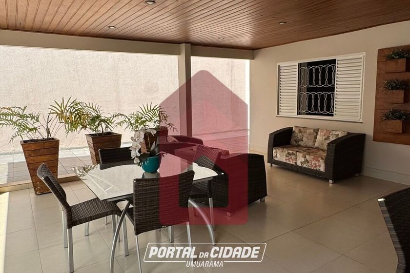 Casa &agrave; venda - 332m&sup2; - Zona I