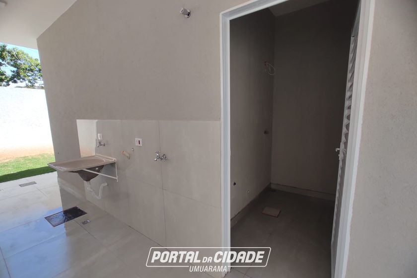 Casa &agrave; venda - 130m&sup2; - Jardim Tropical