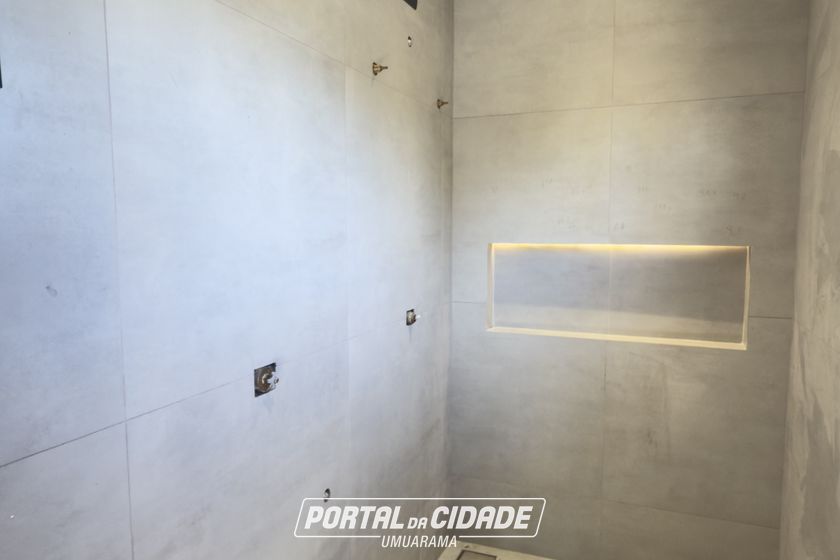 Casa &agrave; venda - 150m&sup2; - Paysage Unique Condom&iacute;nio