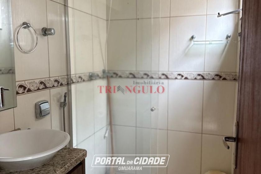 Sobrado &agrave; venda - 250m&sup2; - ZONA I