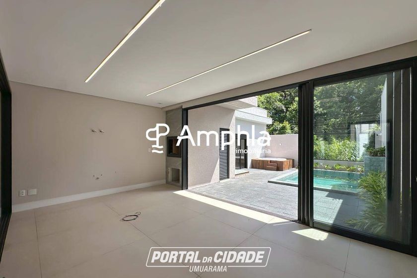 Casa &agrave; venda - 230m&sup2; - Recanto Tropical