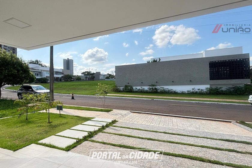 Casa &agrave; venda - 250m&sup2; - Residencial Royal Garden