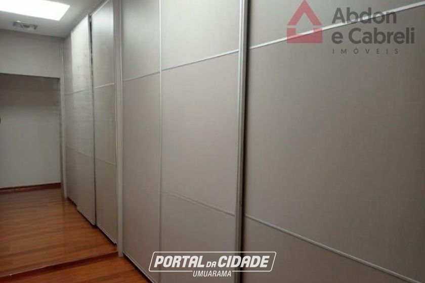 Casa &agrave; venda - 337m&sup2; - Jardim Veleiros