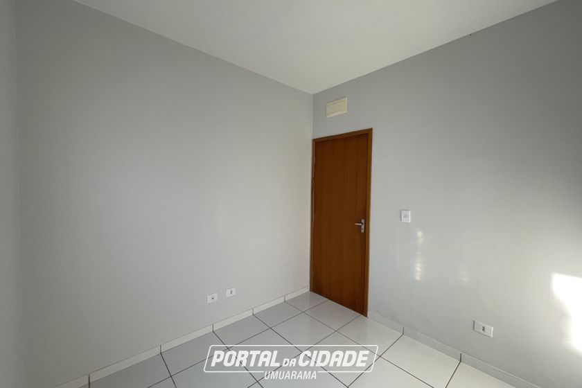 Casa para alugar - JARDIM IPE