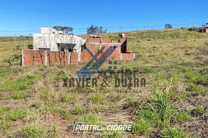 Terreno &agrave; venda - 151m&sup2; - Quadra 12, Lotes 09 e 10 - 151,90m&sup2; cada um