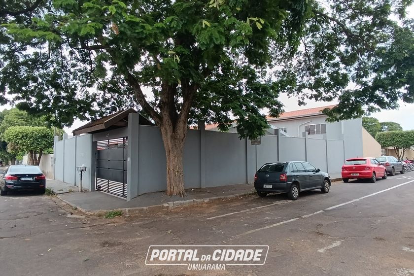 Casa &agrave; venda - 250m&sup2; - Jardim Uni&atilde;o