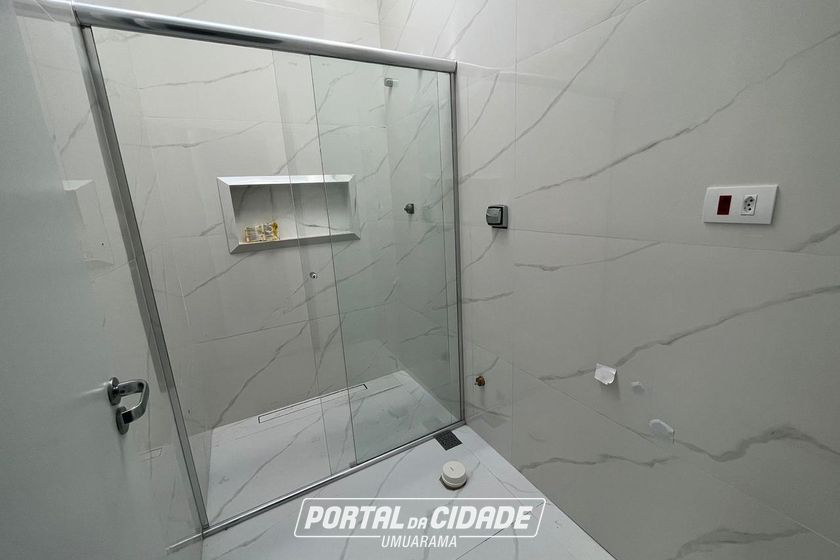 Casa &agrave; venda - 214m&sup2; - Jardim Imigrantes II
