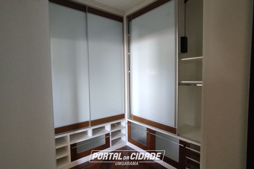 Casa &agrave; venda - 406m&sup2; - Zona II