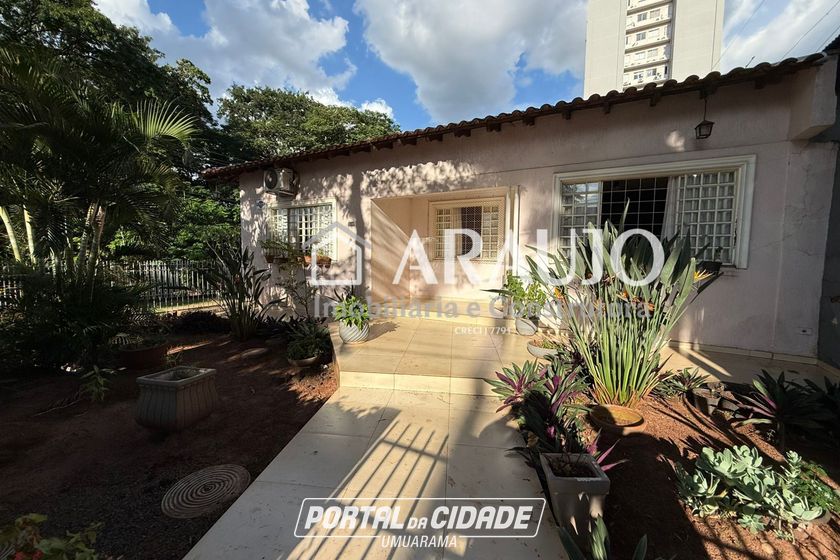 Terreno &agrave; venda - 107m&sup2; - Zona I