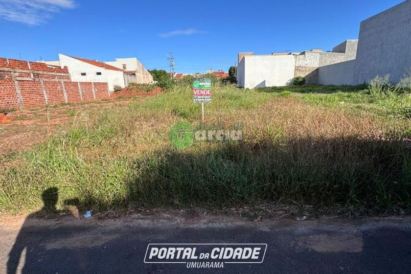 Terreno &agrave; venda - 126m&sup2; - -