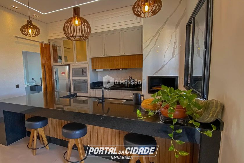 Sala Comercial &agrave; venda - 342m&sup2; - Centro