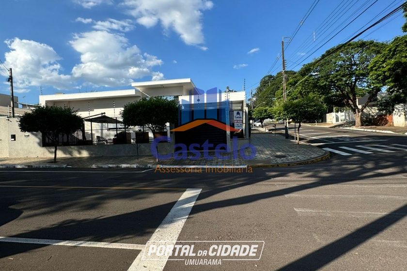 Casa &agrave; venda - 150m&sup2; - ZONA II