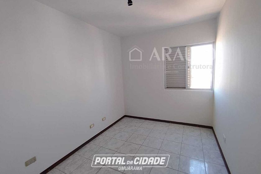 Apartamento &agrave; venda - 76m&sup2; - Zona II