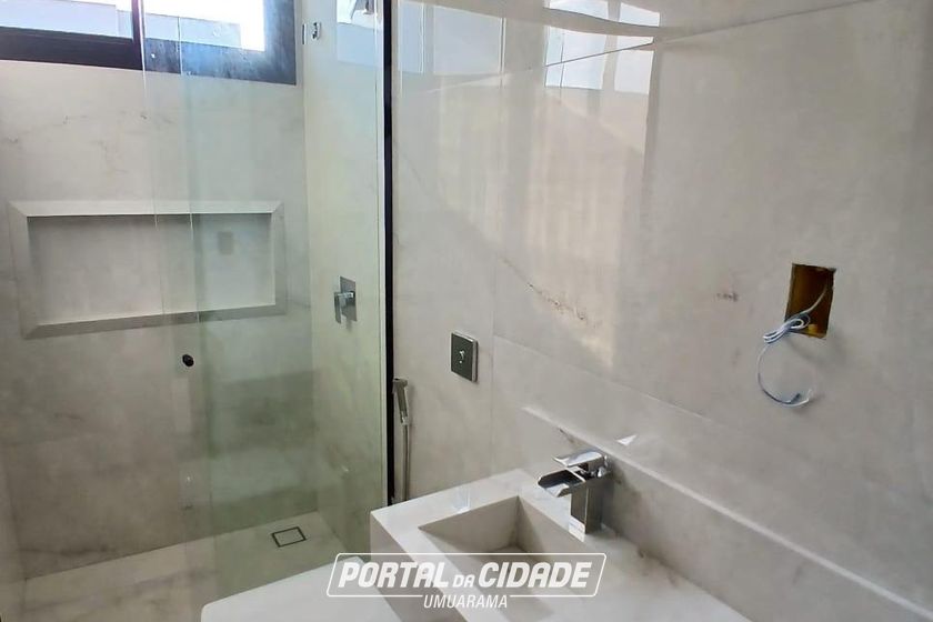 Casa &agrave; venda - 168m&sup2; - Paysage Essenza Condom&iacute;nio