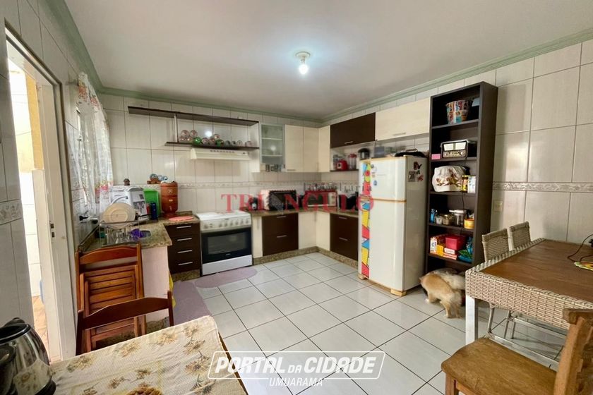 Sobrado &agrave; venda - 123m&sup2; - ZONA V