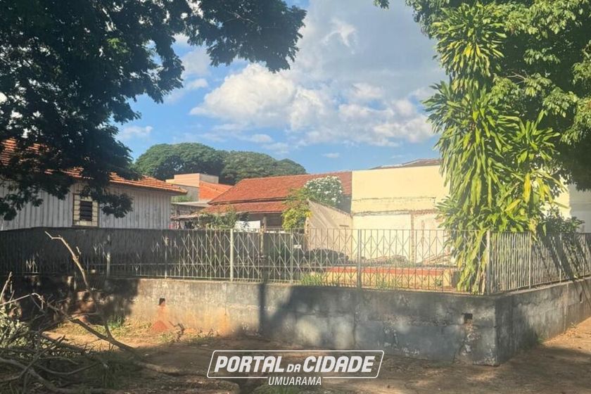 Terreno &agrave; venda - 315m&sup2; - Zona II