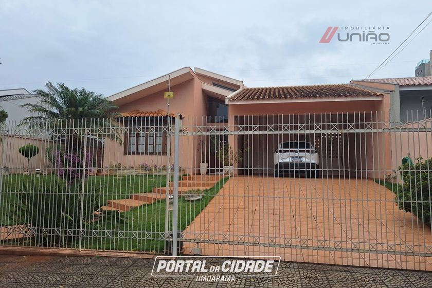 Casa &agrave; venda - 547m&sup2; - Zona I