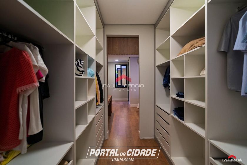 Casa &agrave; venda - 178m&sup2; - Zona III