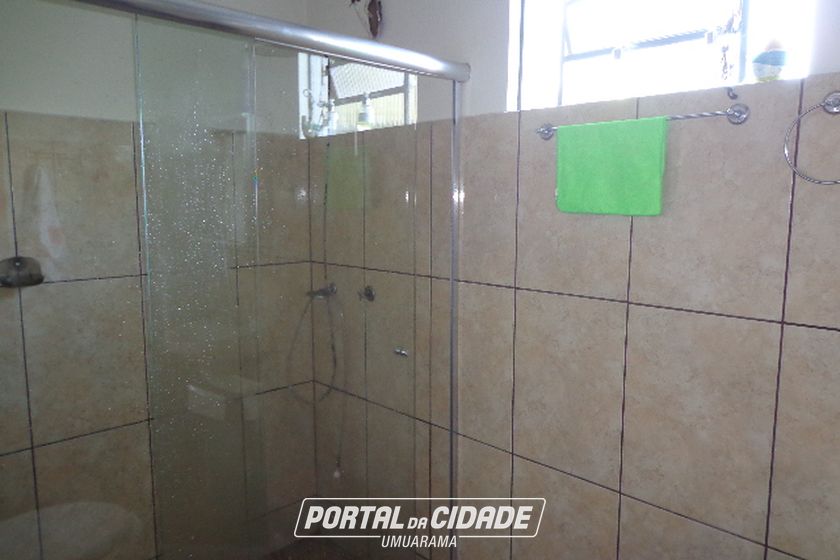 Casa &agrave; venda - 202m&sup2; - Zona Armazem