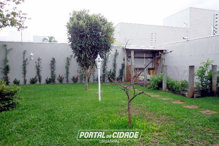 Casa &agrave; venda - 268m&sup2; - JARDIM FLAMBOYANT