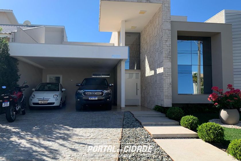 Casa &agrave; venda - 453m&sup2; - Condom&iacute;nio Residencial Ecoville