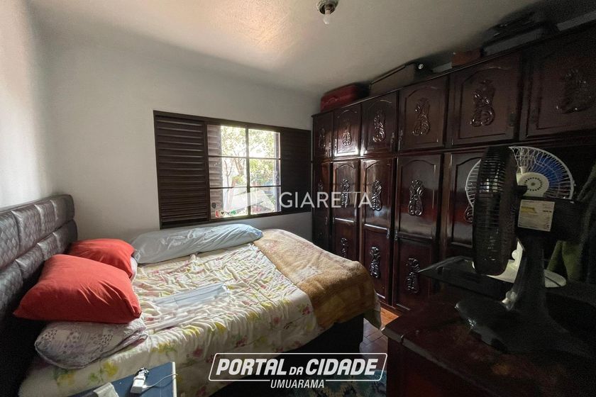 Terreno &agrave; venda - 204m&sup2; - CENTRO