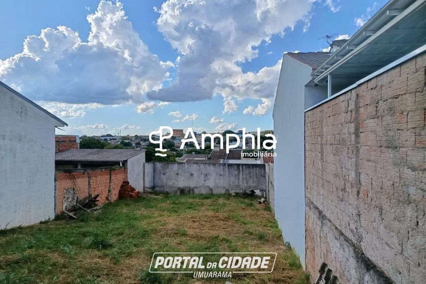 Terreno &agrave; venda - 250m&sup2; - Santa Felicidade