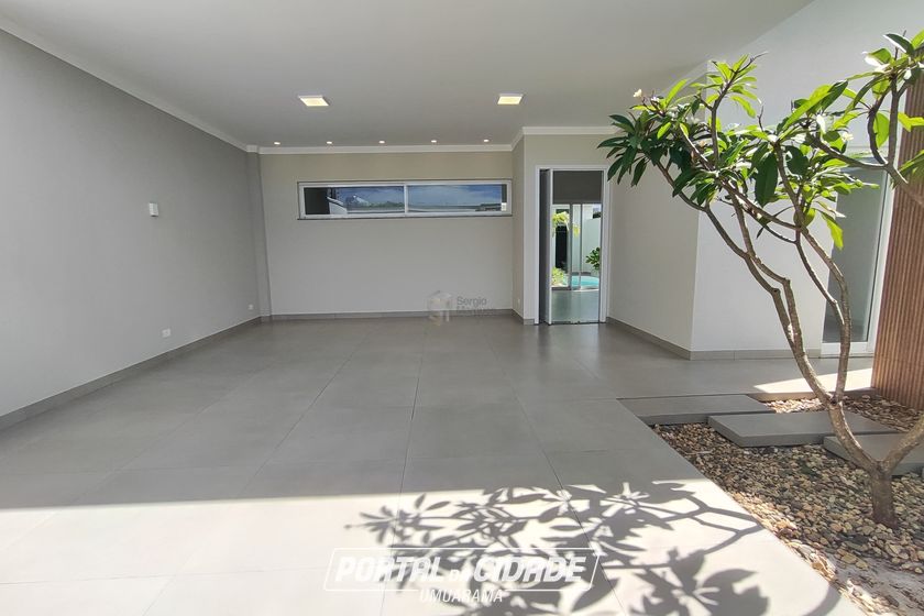Casa &agrave; venda - 220m&sup2; - Parque Residencial Metropolitano