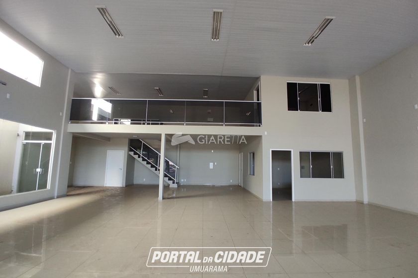 Sala Comercial &agrave; venda - 345m&sup2; - CENTRO
