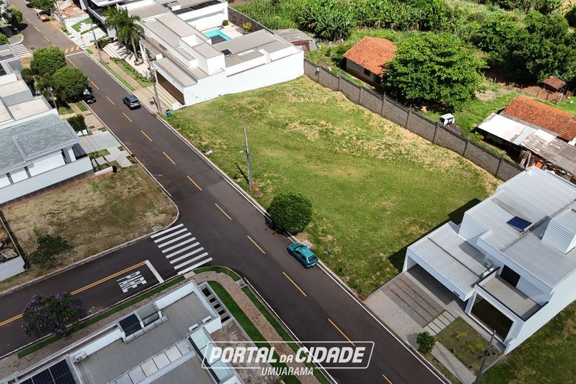 Terreno &agrave; venda - 324m&sup2; - Jardim Belvedere