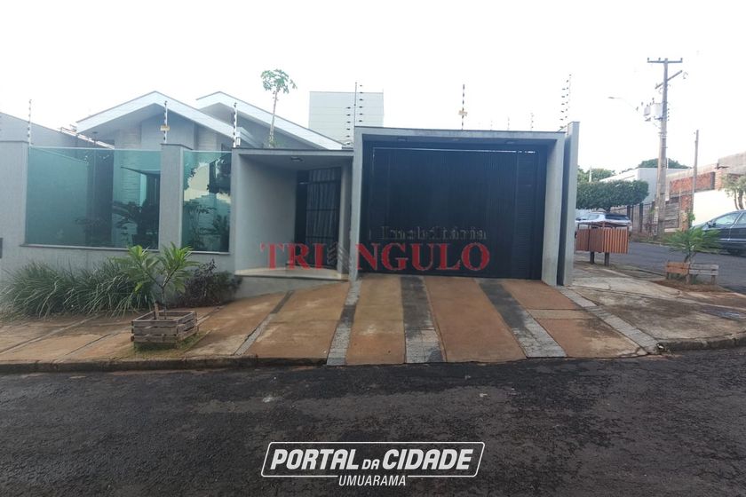 Casa &agrave; venda - 140m&sup2; - PARQUE BANDEIRANTES
