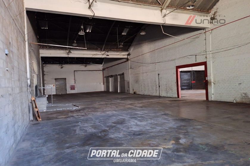 Sal&atilde;o Comercial para alugar - Zona 1