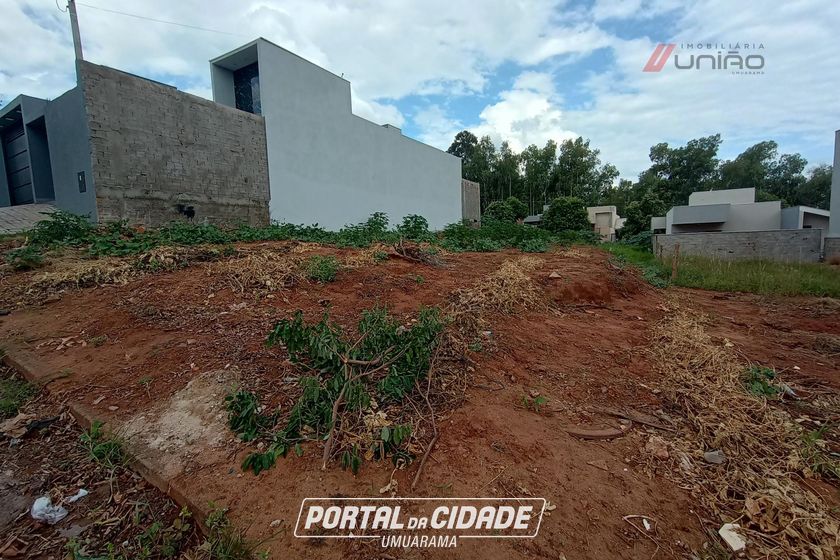 Terreno &agrave; venda - 135m&sup2; - Residencial Bourbon