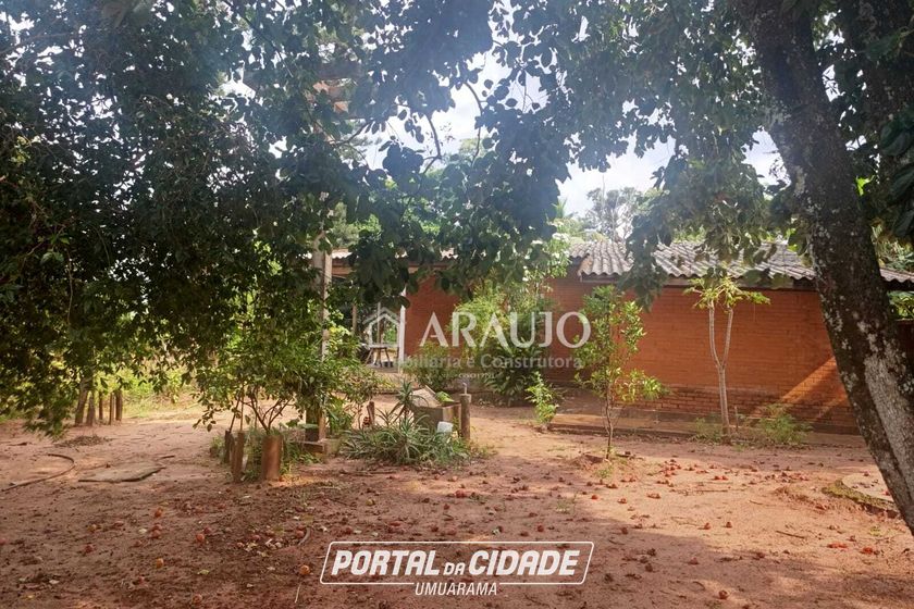 Ch&aacute;cara &agrave; venda - 1800m&sup2; - Saltinho do Oeste
