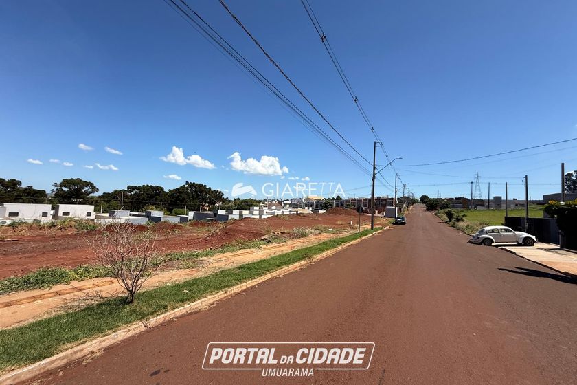 Terreno &agrave; venda - 250m&sup2; - JARDIM PANORAMA