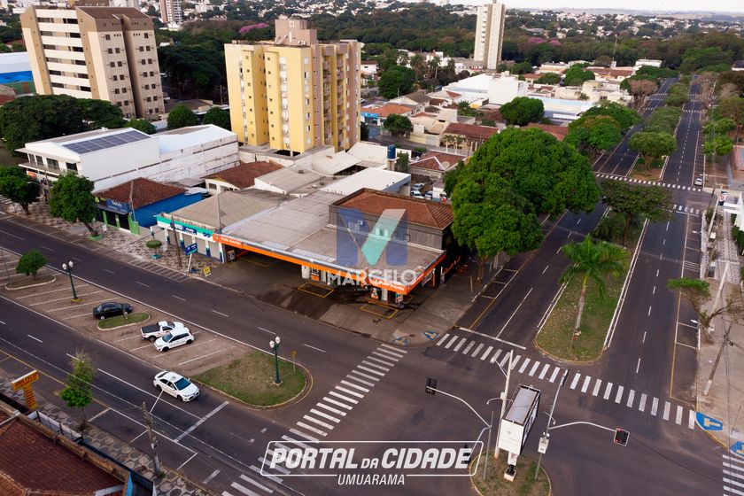 Sal&atilde;o Comercial &agrave; venda - 1470m&sup2; - Zona I