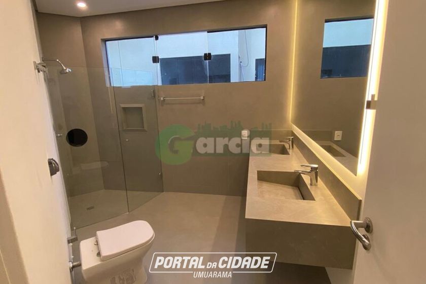 Sobrado &agrave; venda - 439m&sup2; - Zona I-A