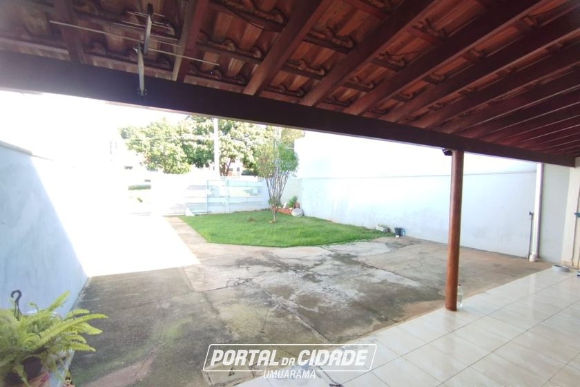 Casa &agrave; venda - 60m&sup2; - Zona V