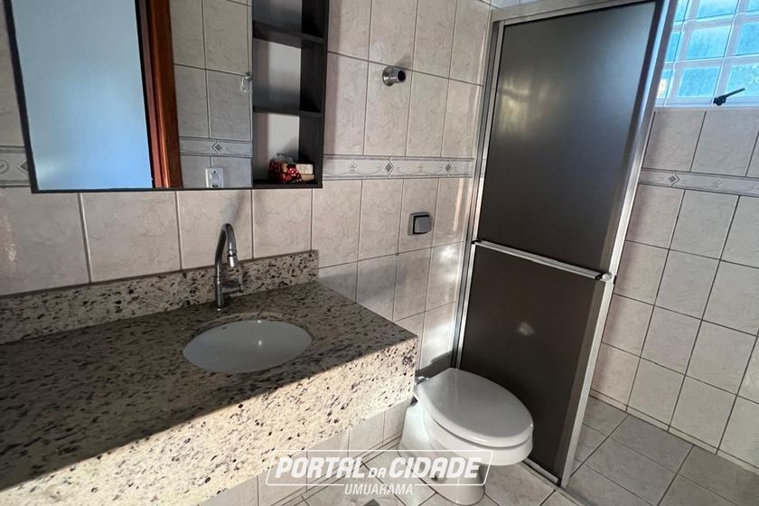 Casa para alugar - 100m&sup2; - Jardim Alphavile