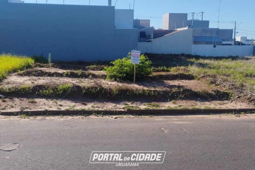 Terreno &agrave; venda - 126m&sup2; - Jardim Colorado