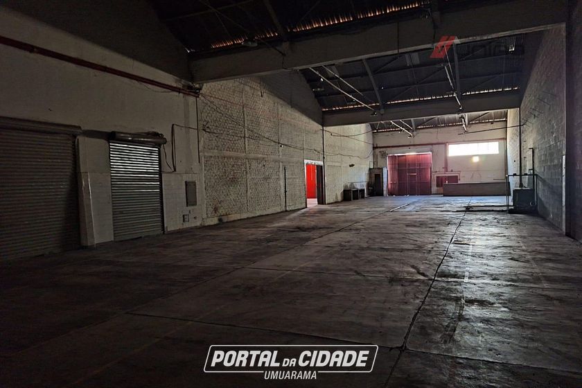 Sal&atilde;o Comercial para alugar - Zona 1