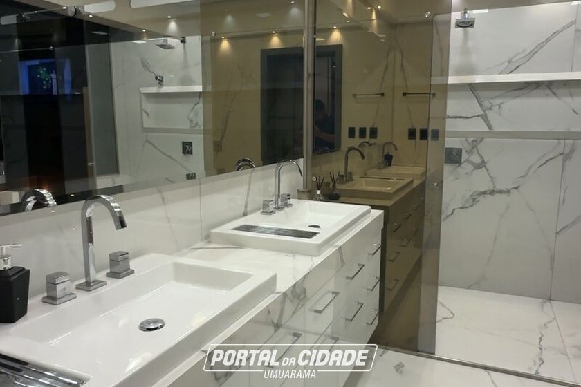 Casa &agrave; venda - 403m&sup2; - Jardim Alphavile