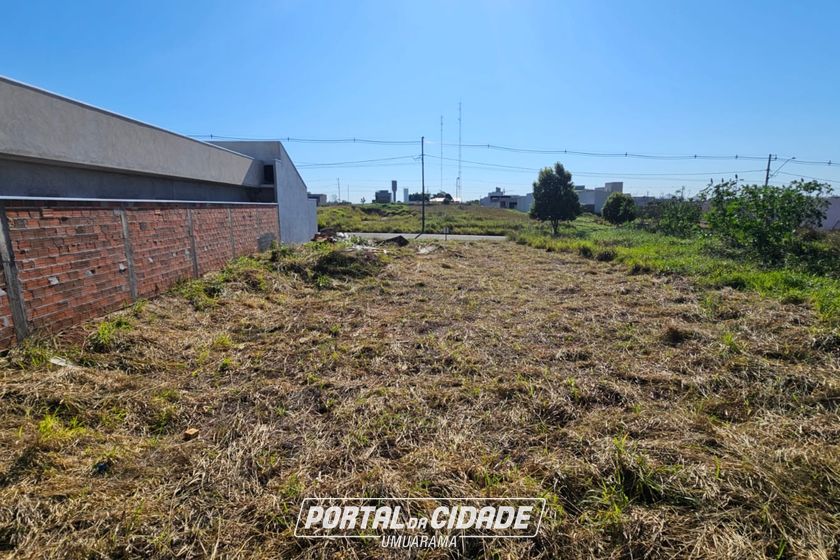 Terreno &agrave; venda - 360m&sup2; - PARQUE FIRENZE