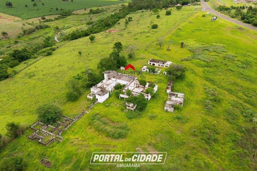 Ch&aacute;cara &agrave; venda - 43m&sup2; - Parque Industrial I