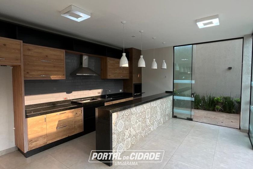 Sobrado &agrave; venda - 428m&sup2; - Jardim Imigrantes II