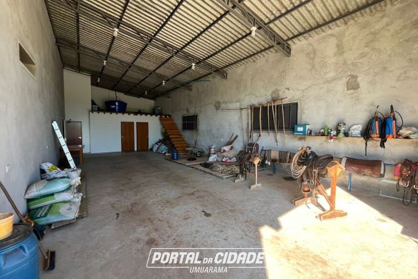 Ch&aacute;cara &agrave; venda - 