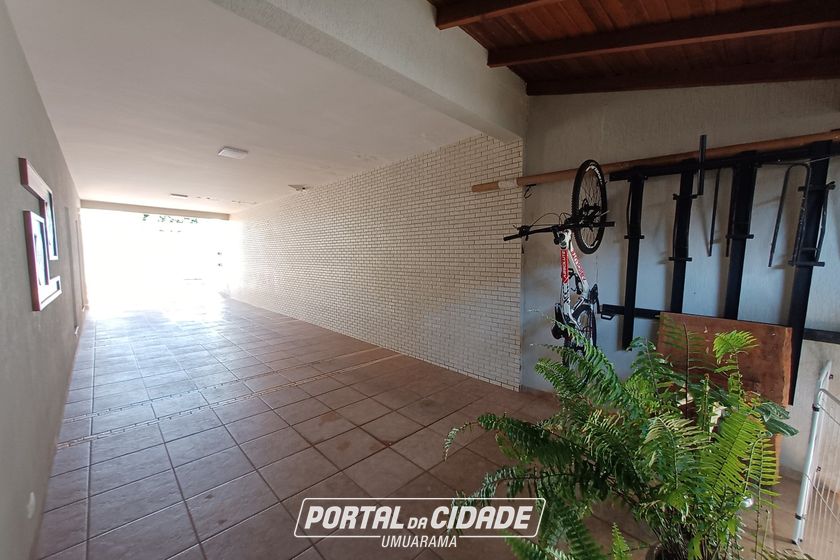 Casa &agrave; venda - 420m&sup2; - Zona I
