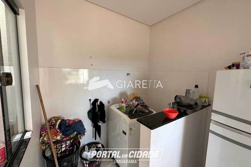 Casa &agrave; venda - 50m&sup2; - JARDIM PINHEIRINHO